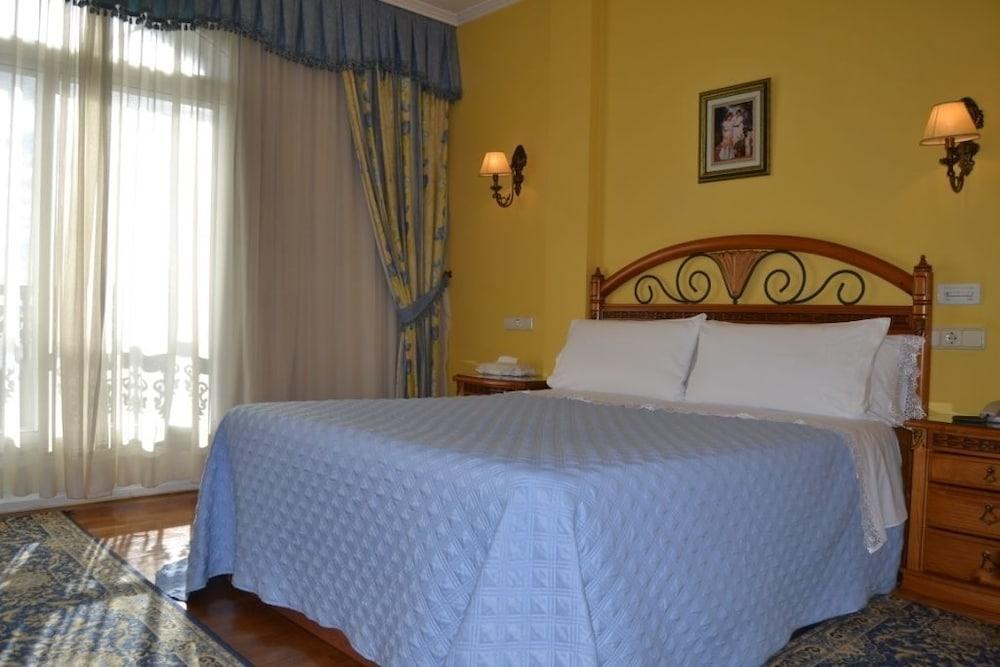 Hotel Playa Compostela Vilagarcia de Arousa Bagian luar foto