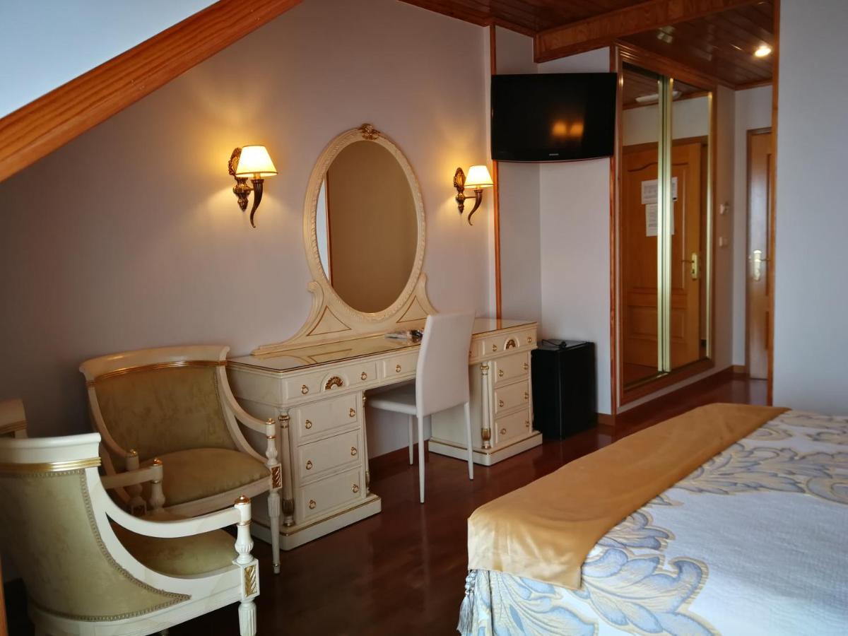 Hotel Playa Compostela Vilagarcia de Arousa Bagian luar foto