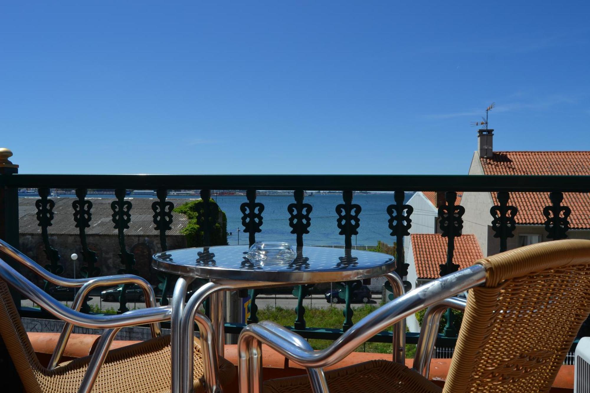 Hotel Playa Compostela Vilagarcia de Arousa Bagian luar foto