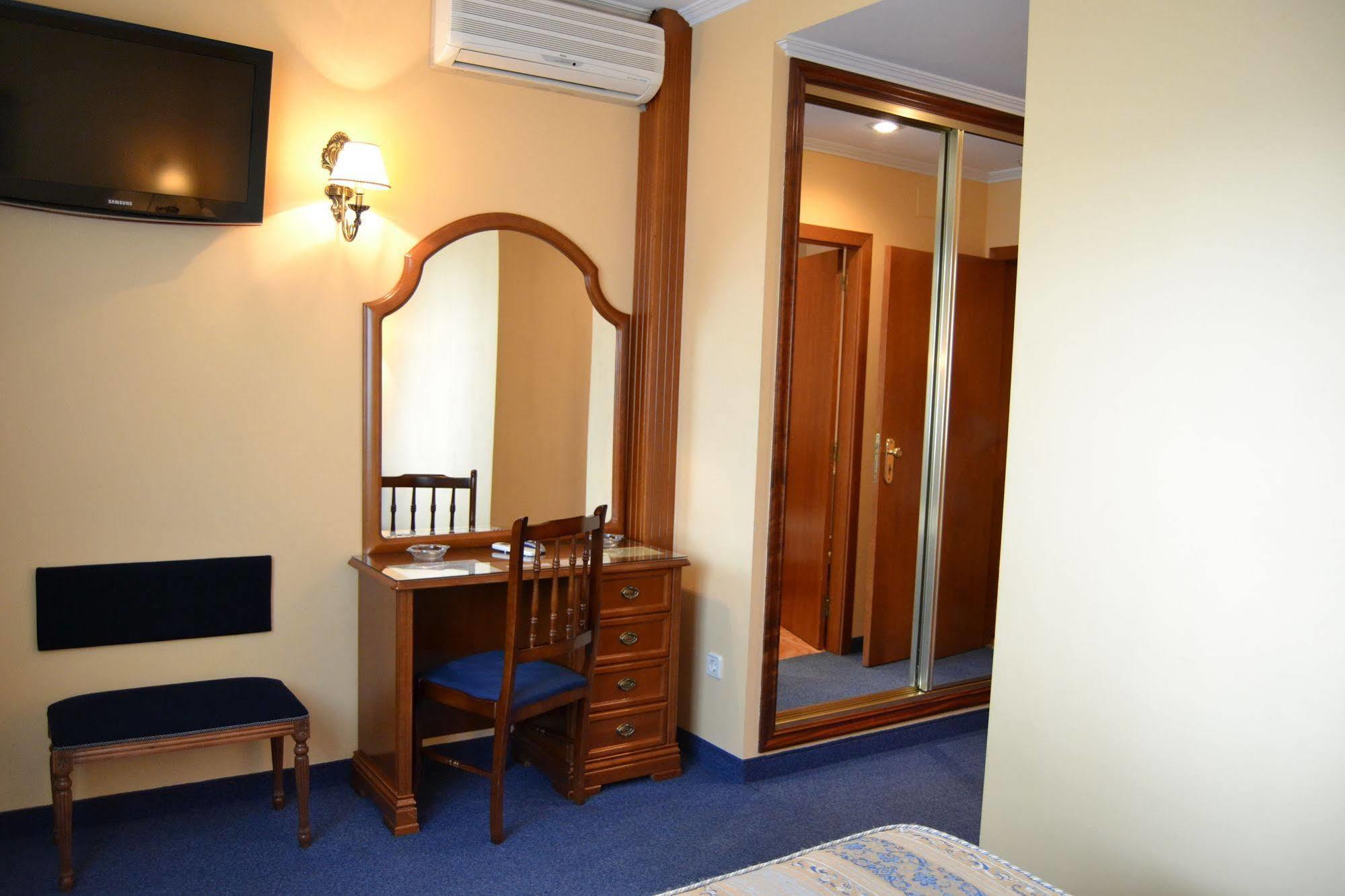Hotel Playa Compostela Vilagarcia de Arousa Bagian luar foto