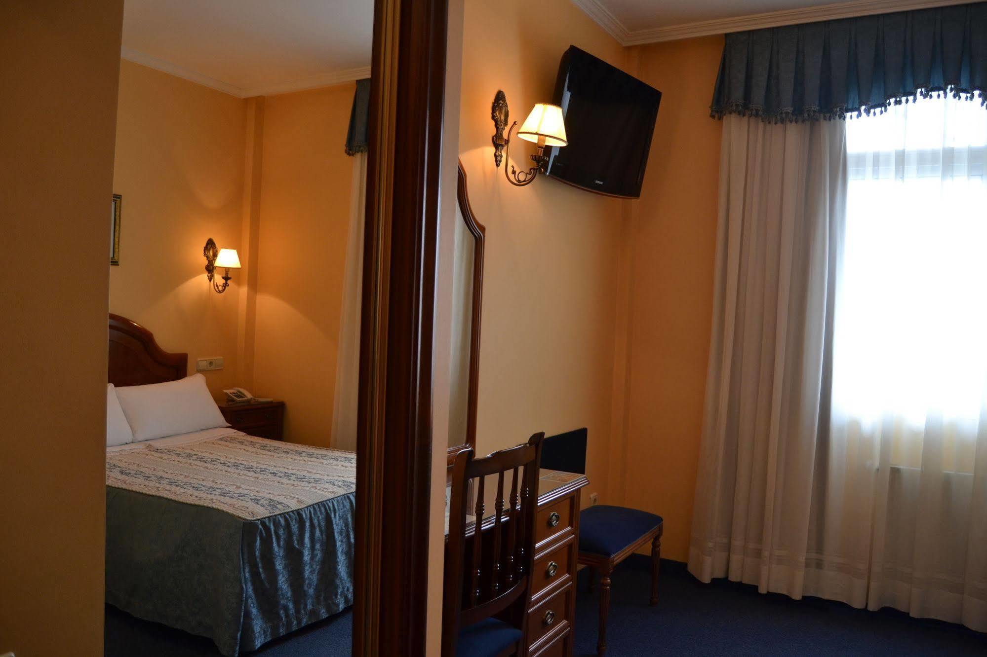 Hotel Playa Compostela Vilagarcia de Arousa Bagian luar foto