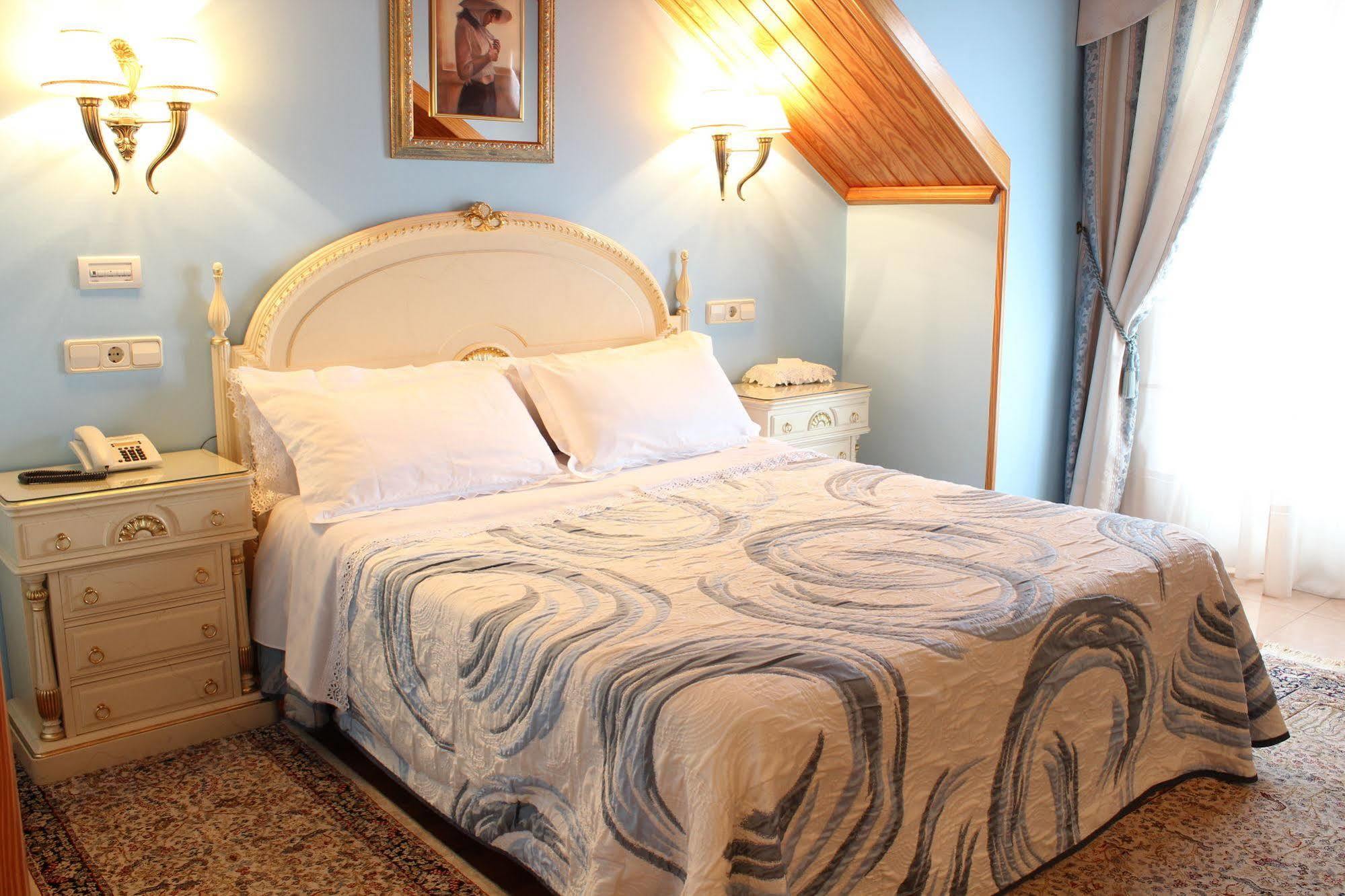 Hotel Playa Compostela Vilagarcia de Arousa Bagian luar foto