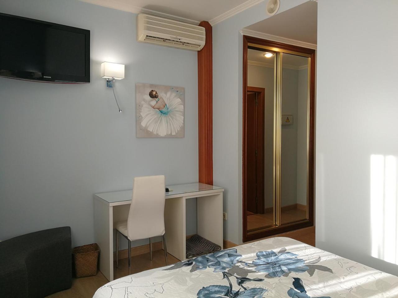 Hotel Playa Compostela Vilagarcia de Arousa Bagian luar foto