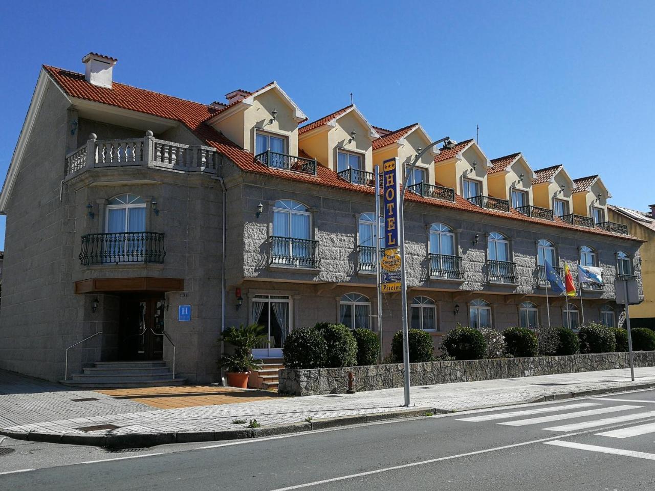 Hotel Playa Compostela Vilagarcia de Arousa Bagian luar foto